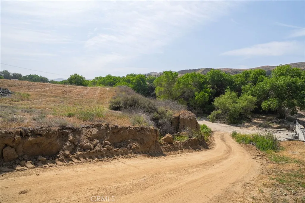 Access road down to creek