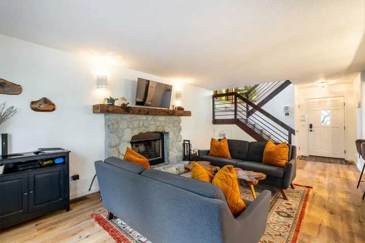 24542FernValleyRd-12