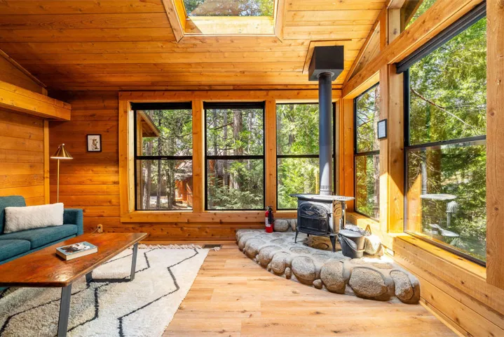 24542FernValleyRd-21