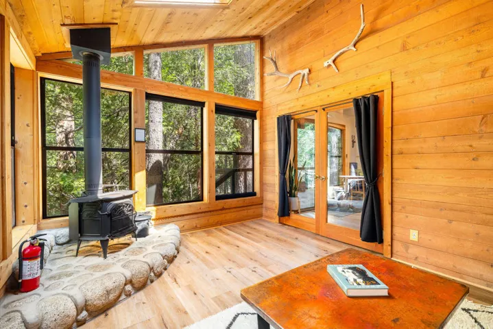 24542FernValleyRd-23