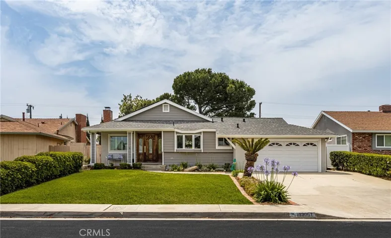 13961 Rosalind, North Tustin, California 92705