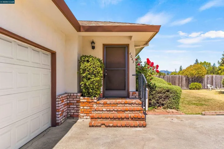 4045 Hoen Ave, Santa Rosa, California 95405