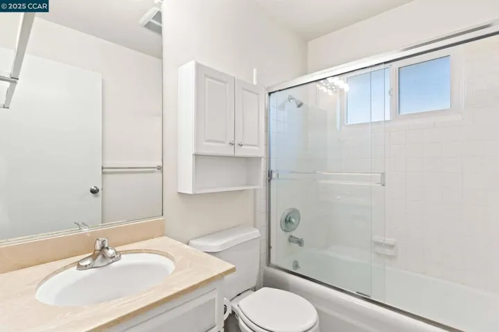 4045 Hoen Ave, Santa Rosa, California 95405