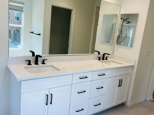 530 Longmeadow Street, Vista, California 92081