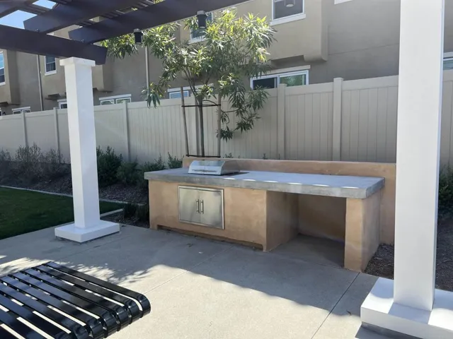 530 Longmeadow Street, Vista, California 92081