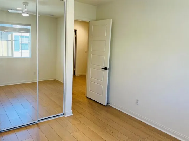 530 Longmeadow Street, Vista, California 92081