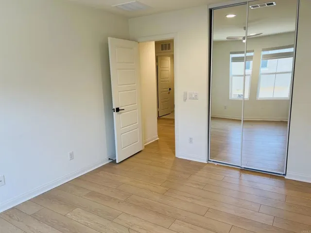 530 Longmeadow Street, Vista, California 92081