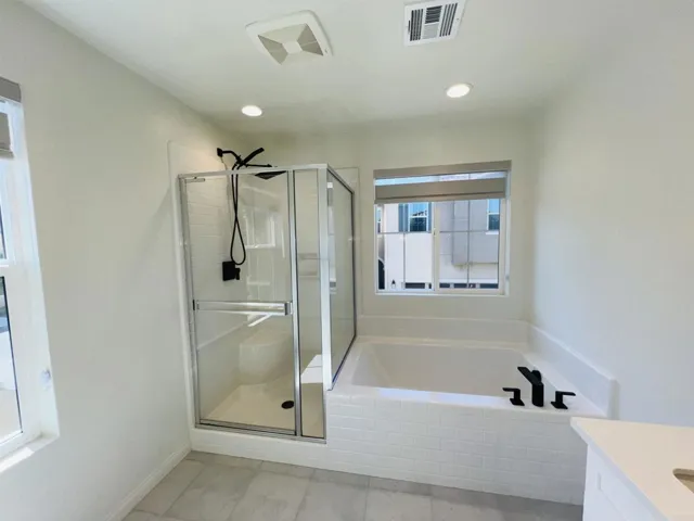 530 Longmeadow Street, Vista, California 92081