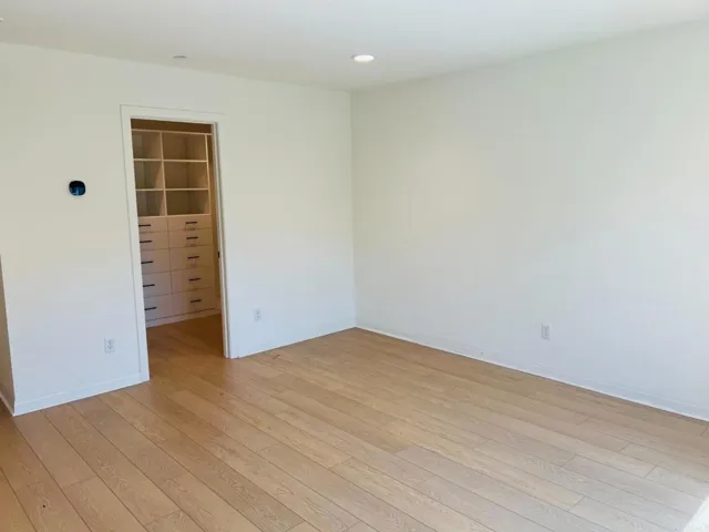 530 Longmeadow Street, Vista, California 92081