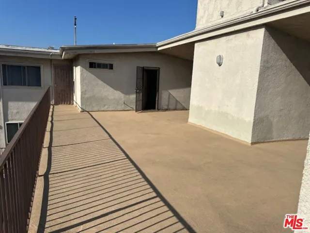 Exterior Entry/Exit