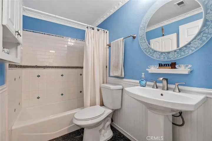25165 Charlinda Drive 2, Mission Viejo, California 92691