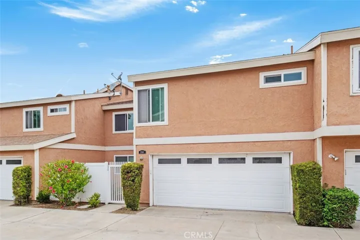 25165 Charlinda Drive 2, Mission Viejo, California 92691