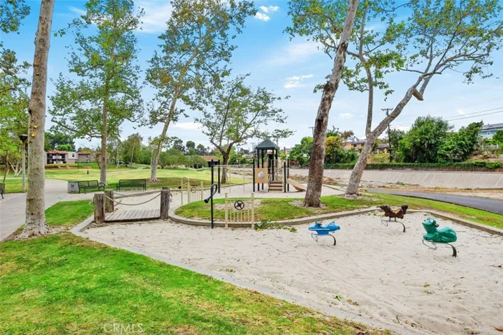 25165 Charlinda Drive 2, Mission Viejo, California 92691