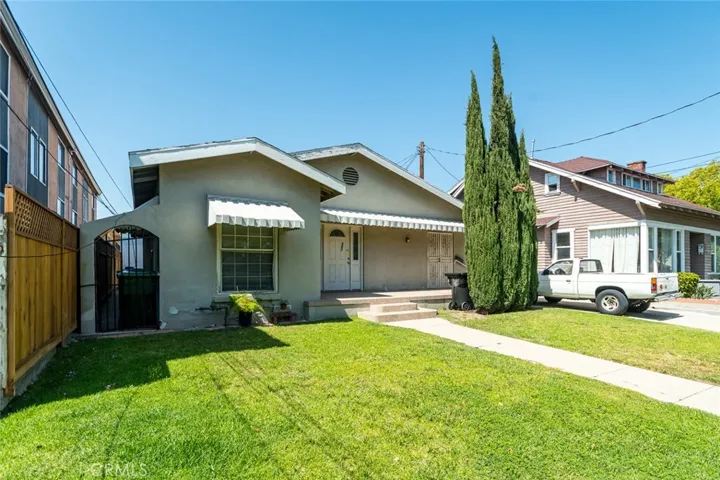529 Raleigh Street, Glendale, California 91205