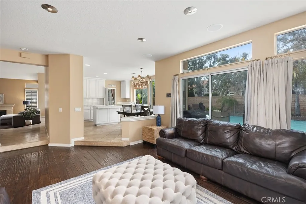 9131 Santiago Drive, Huntington Beach, California 92646 home-pic-6