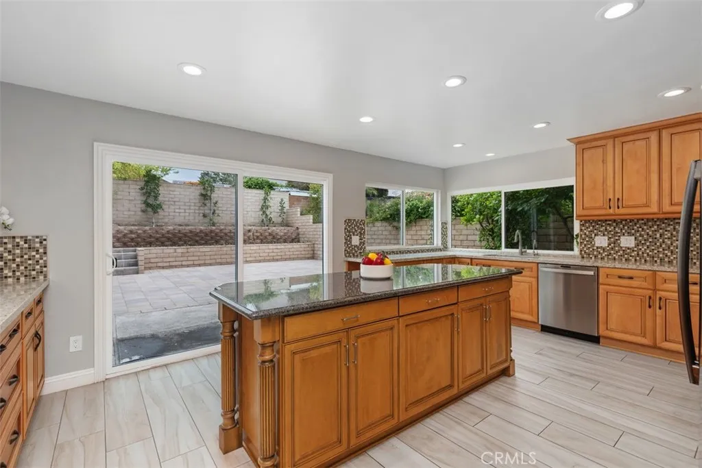26451 Via Juanita, Mission Viejo, California 92691 home-pic-15