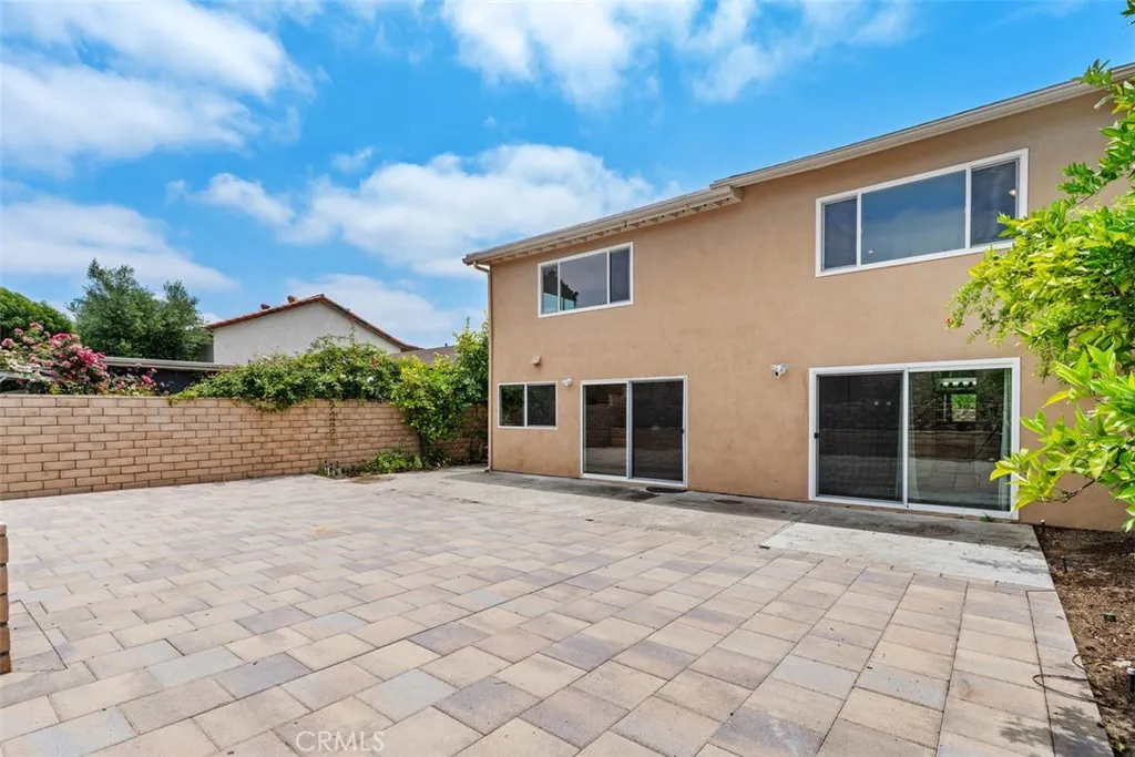 26451 Via Juanita, Mission Viejo, California 92691 home-pic-36