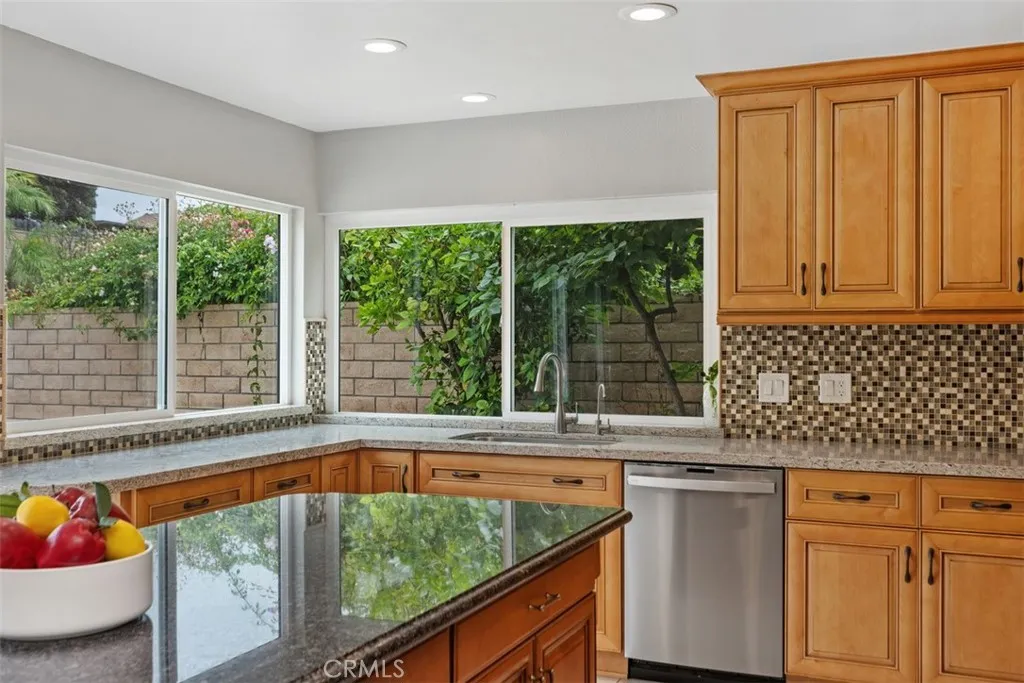 26451 Via Juanita, Mission Viejo, California 92691 home-pic-16
