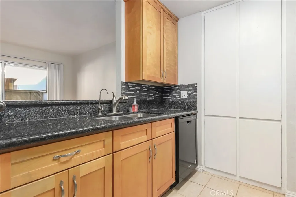 820 Coriander Drive 24c, Torrance, California 90502 home-pic-7