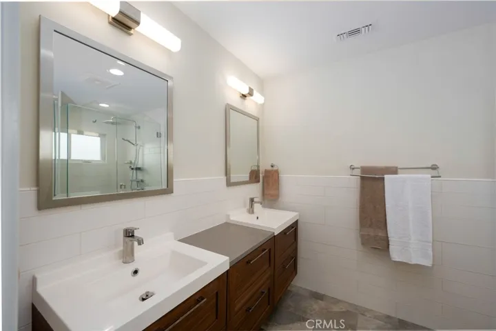 6017 Carnegie Street, San Diego, California 92122