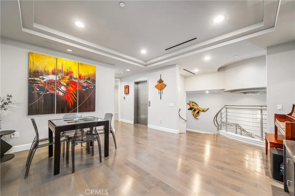 1051 Oak Canyon Lane, Glendora, California 91741 home-pic-32