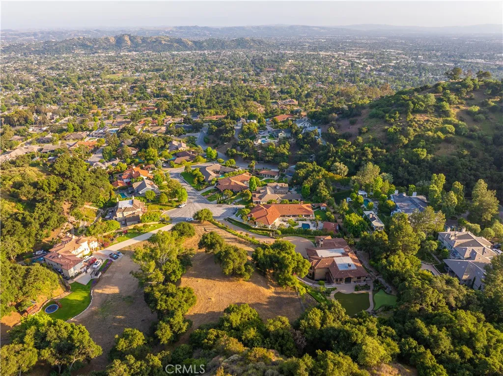 1051 Oak Canyon Lane, Glendora, California 91741 home-pic-69