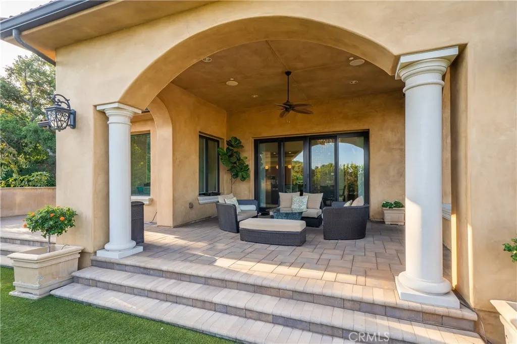1051 Oak Canyon Lane, Glendora, California 91741 home-pic-55