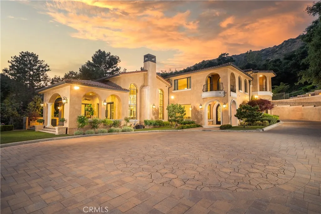 1051 Oak Canyon Lane, Glendora, California 91741 home-pic-0
