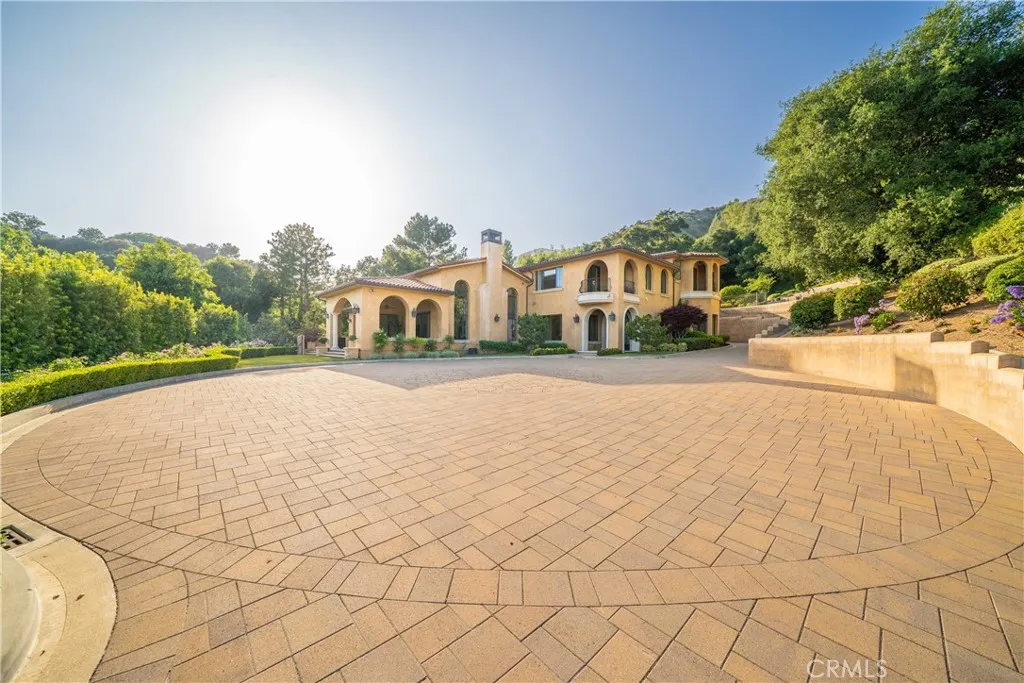 1051 Oak Canyon Lane, Glendora, California 91741 home-pic-72