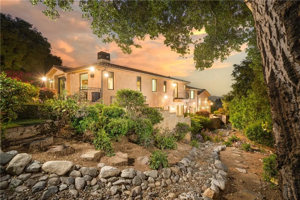 1051 Oak Canyon Lane, Glendora, California 91741 home-pic-5