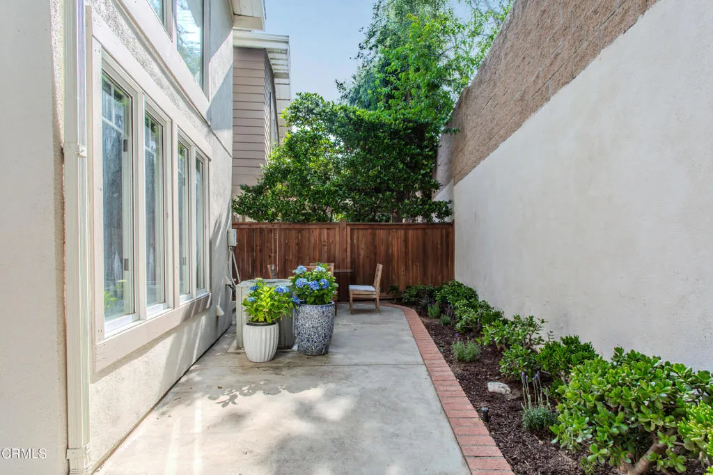 2759 Butter Creek Drive, Pasadena, California 91107 home-pic-17