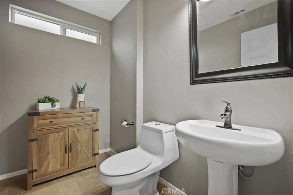 23501 Brigin Place, Murrieta, California 92562 home-pic-20