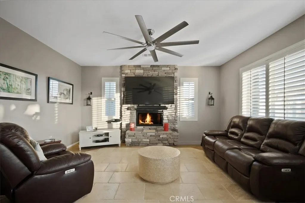 23501 Brigin Place, Murrieta, California 92562 home-pic-22