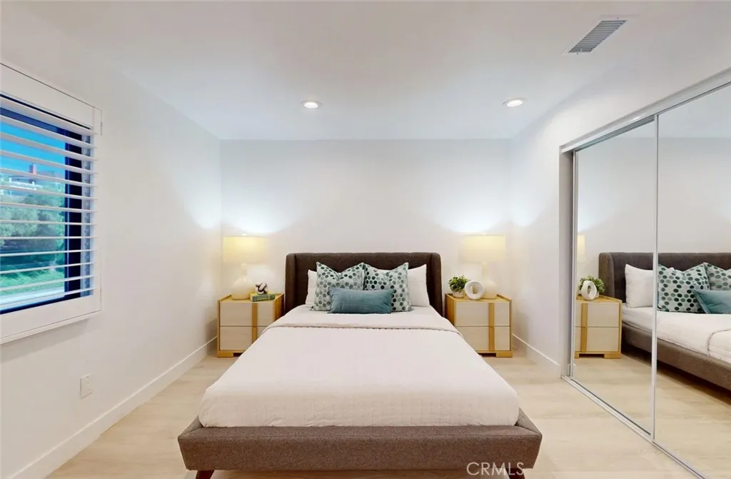 4263 E Ranch Gate Road, Anaheim Hills, California 92807 home-pic-27