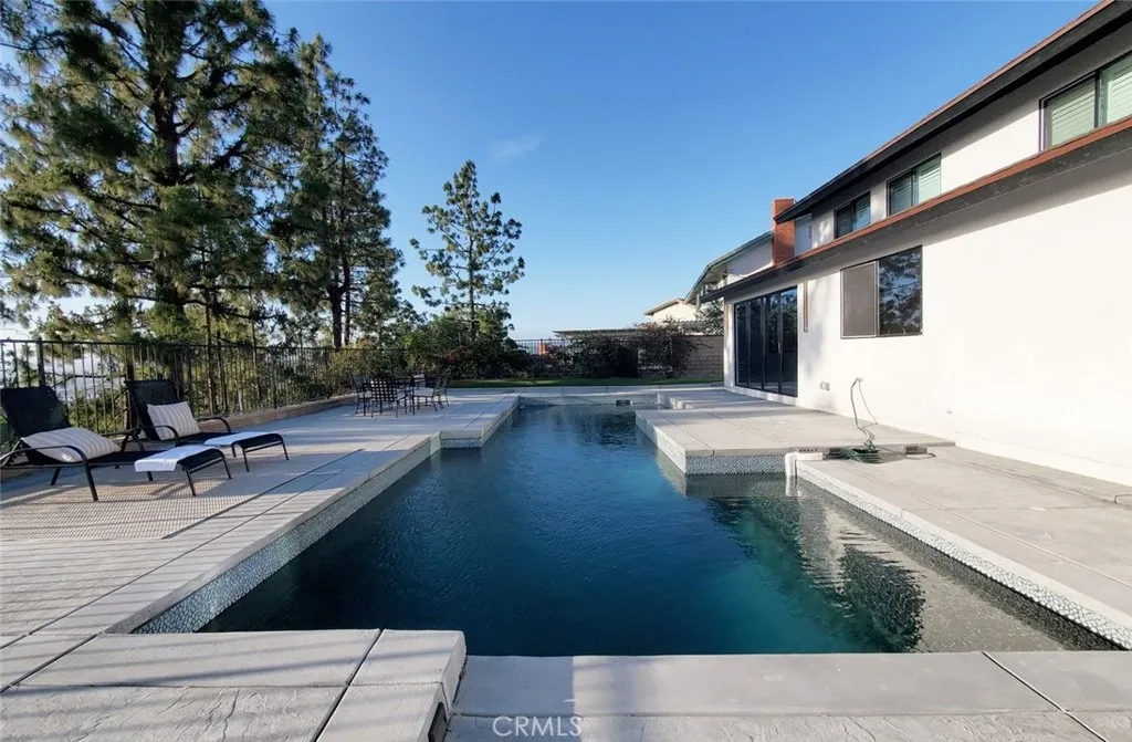 4263 E Ranch Gate Road, Anaheim Hills, California 92807 home-pic-40