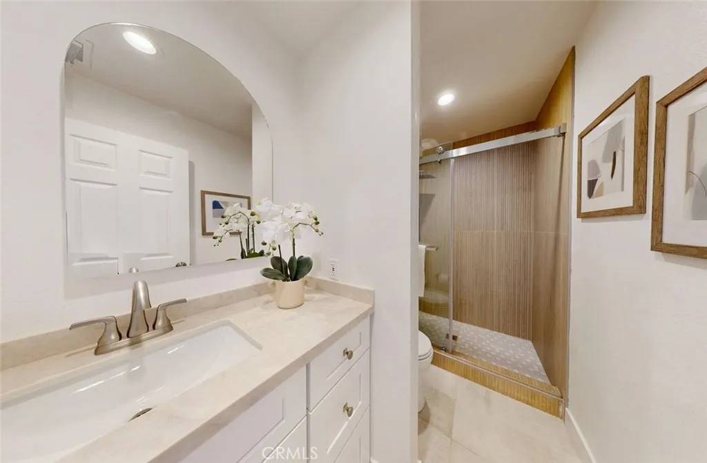 4263 E Ranch Gate Road, Anaheim Hills, California 92807 home-pic-28