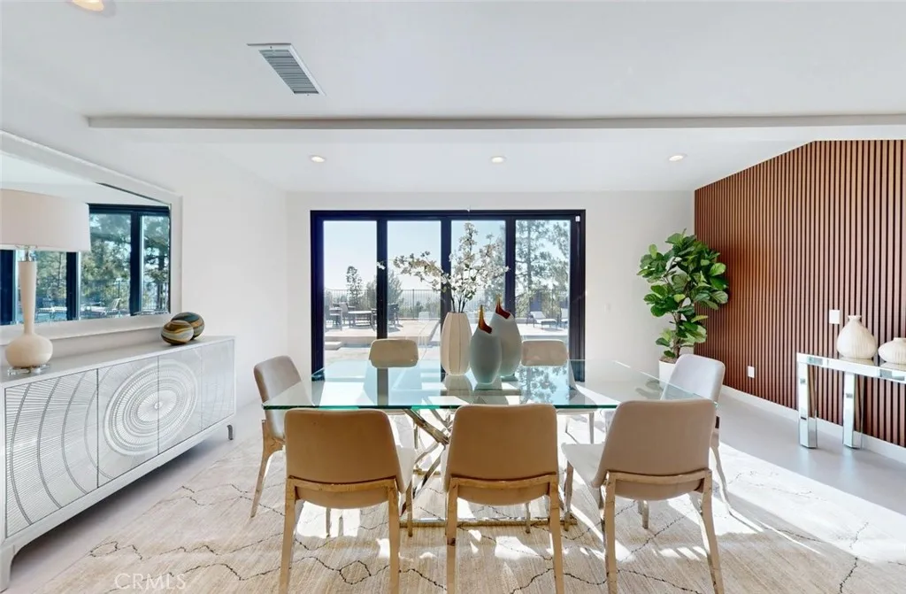 4263 E Ranch Gate Road, Anaheim Hills, California 92807 home-pic-11