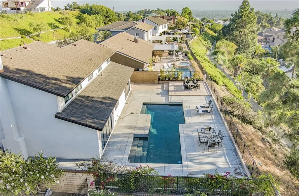 4263 E Ranch Gate Road, Anaheim Hills, California 92807 home-pic-38