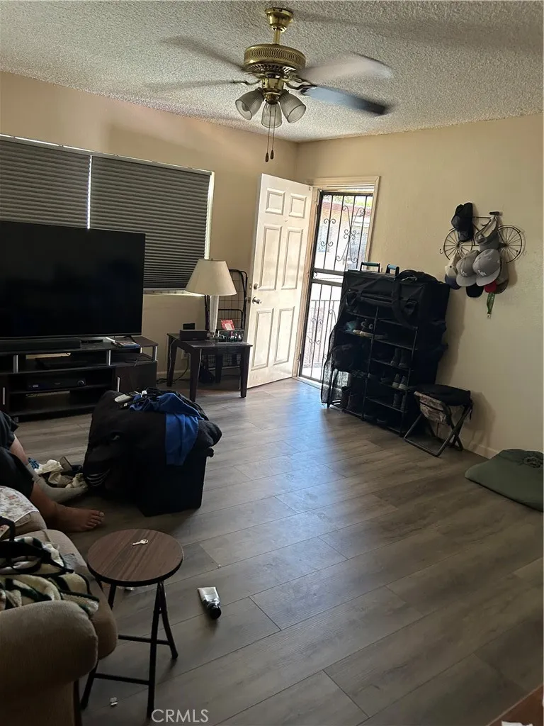 2647 Chelsea Street 4, Los Angeles, California 90033 home-pic-1