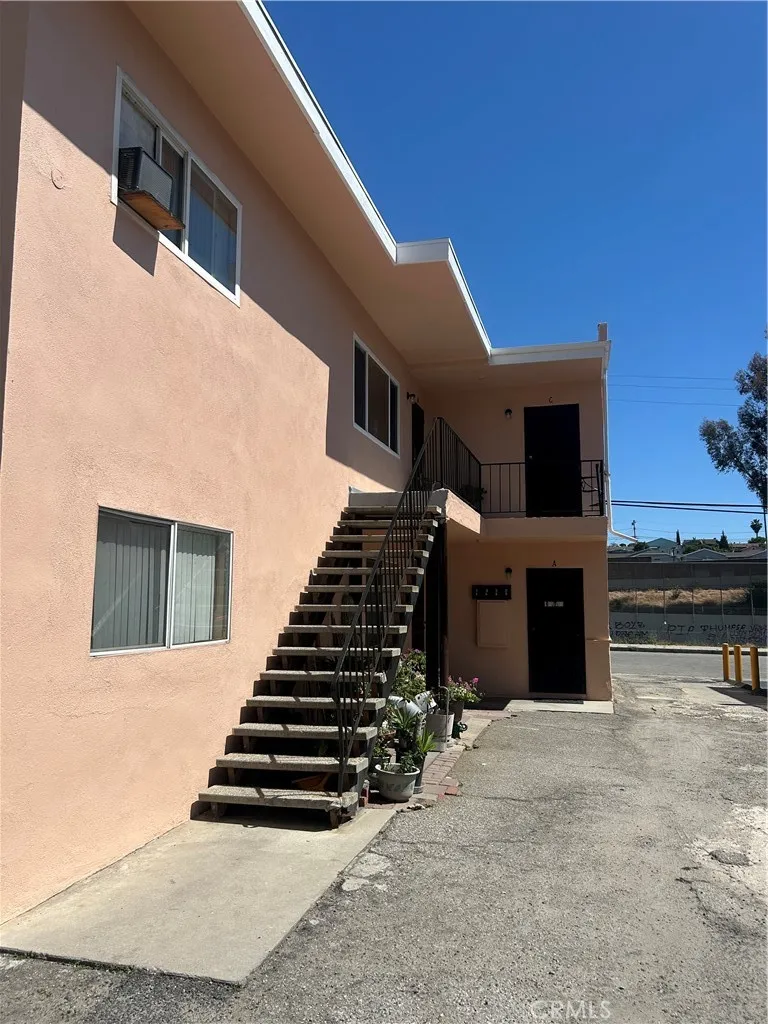 2647 Chelsea Street 4, Los Angeles, California 90033 home-pic-13