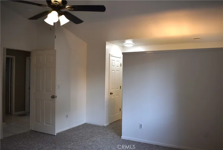 Master Bedroom / Bathroom