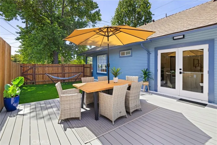 Outdoor Space - Main Residence