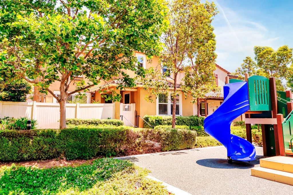 5764 Alcala Way, Riverside, California 92505 home-pic-46