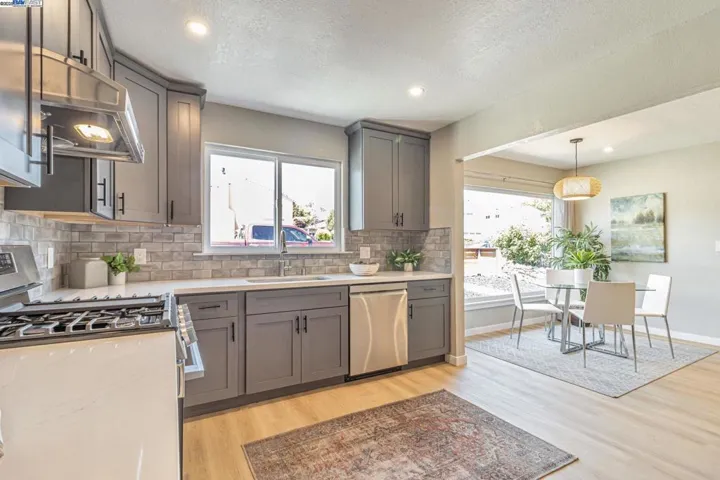 2735 Somerset Avenue, Castro Valley, California 94546