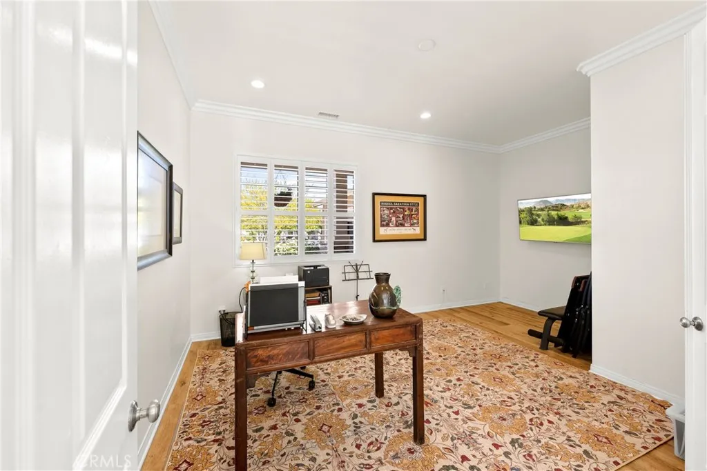 42302 Oregon Trail, Murrieta, California 92562 home-pic-32