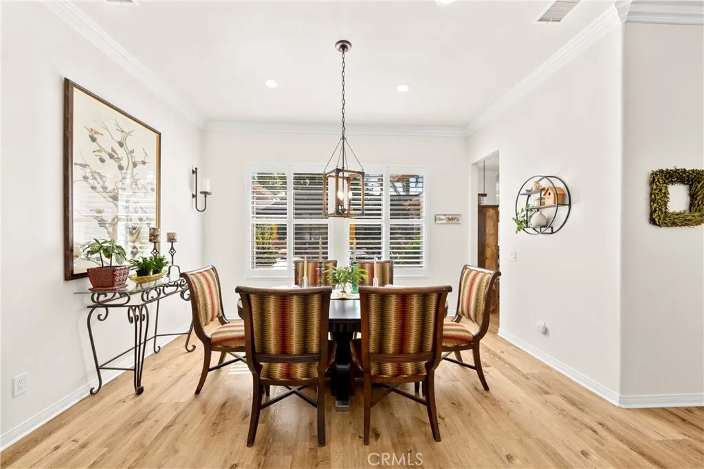 42302 Oregon Trail, Murrieta, California 92562 home-pic-28