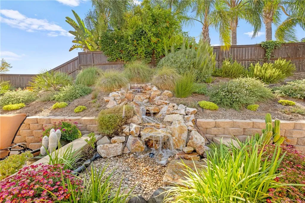 42302 Oregon Trail, Murrieta, California 92562 home-pic-62