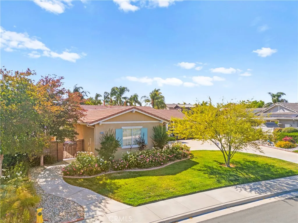 42302 Oregon Trail, Murrieta, California 92562 home-pic-68