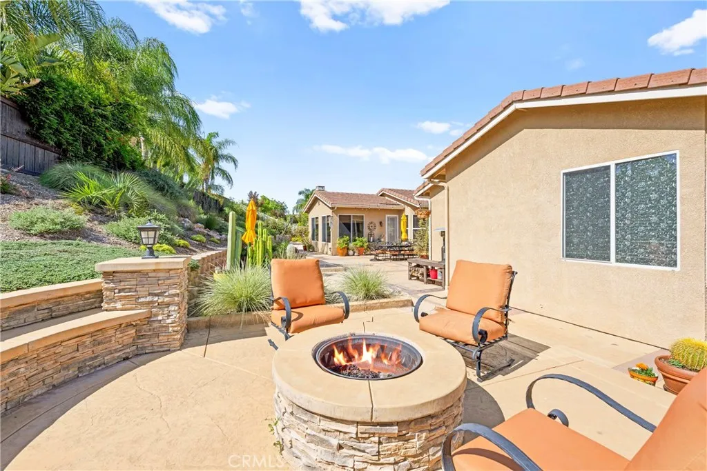42302 Oregon Trail, Murrieta, California 92562 home-pic-58