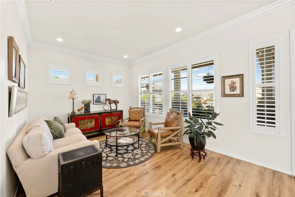 42302 Oregon Trail, Murrieta, California 92562 home-pic-12